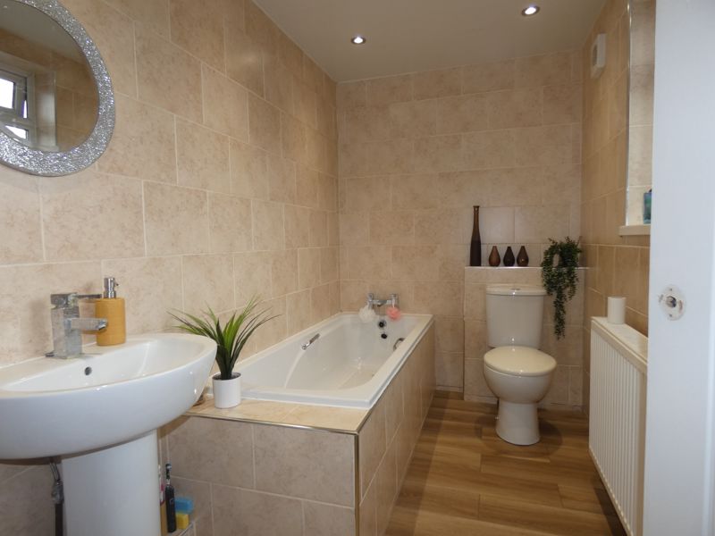 Ground Floor Bathroom- click for photo gallery